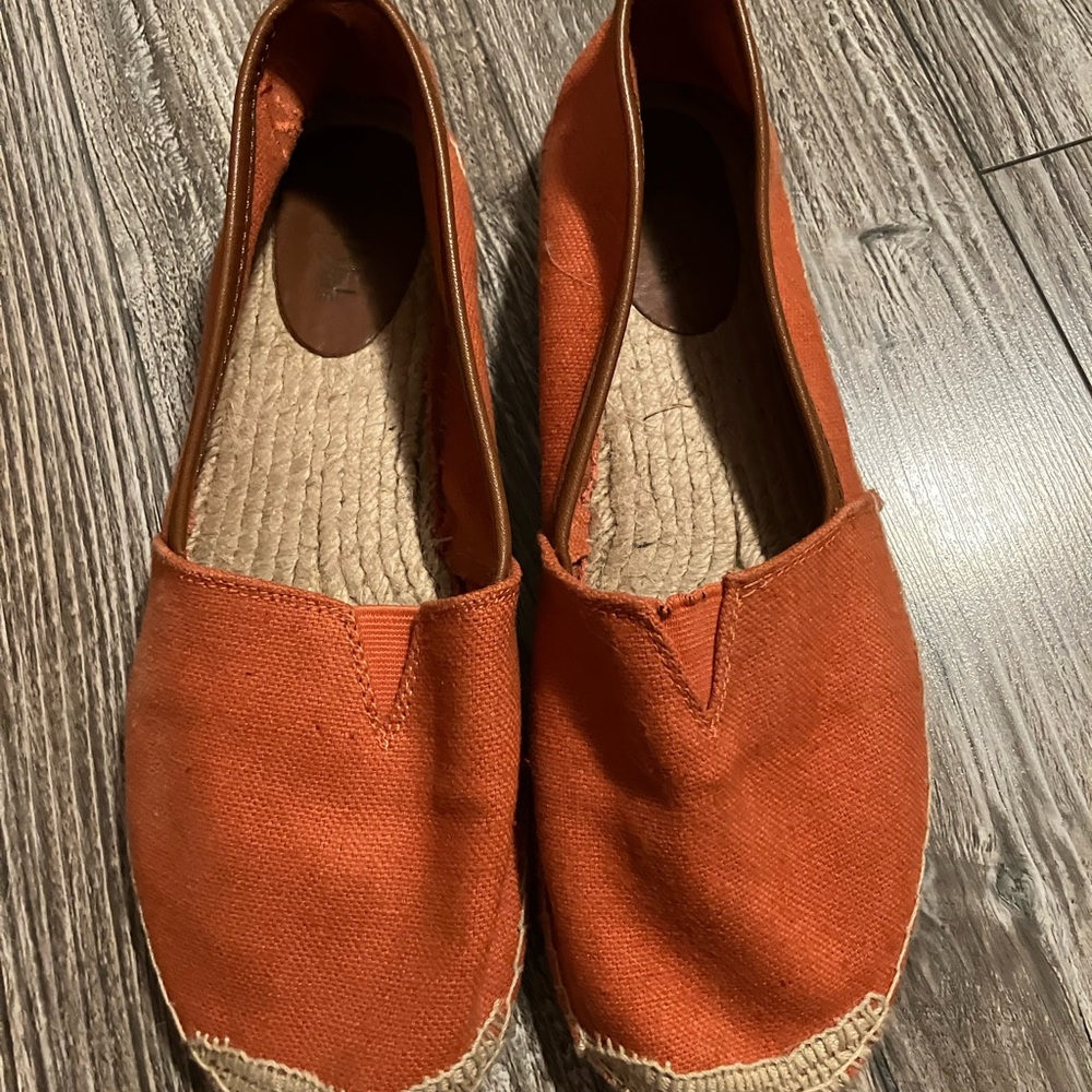 🌸 Michael Kors Orange Canvas Espadrilles - Slip-On Women